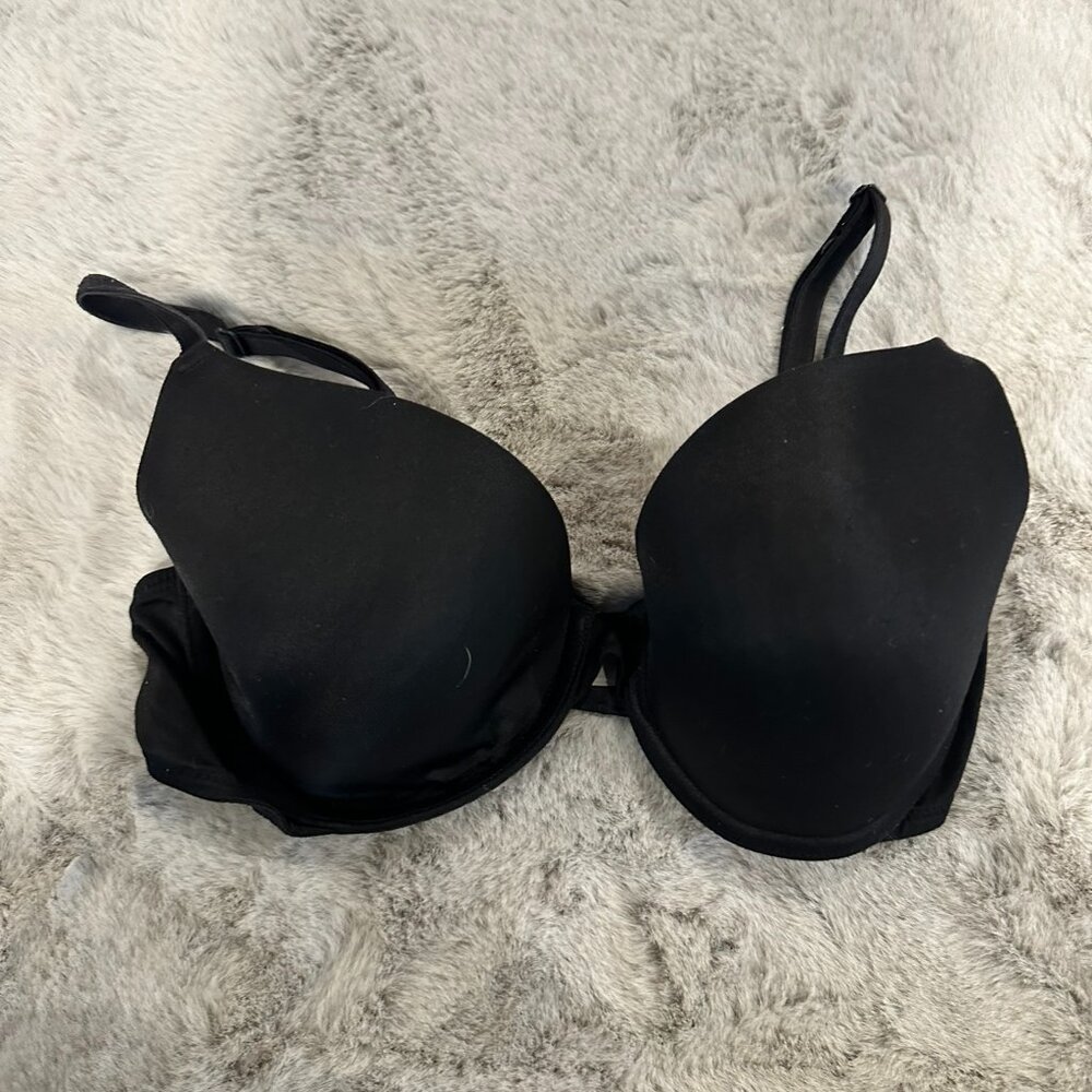 Victoria’s Secret PINK Wear Everywhere T-Shirt Bra – 32D